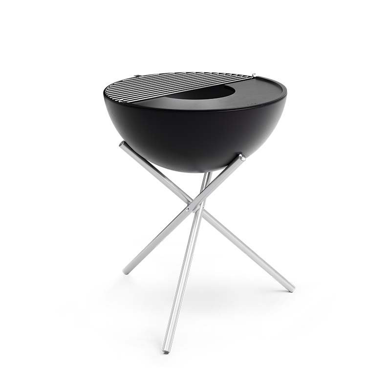 Depicted here is the barbecue grill is a portable barbecue that can be used for outdoor cooking, with the BOWL 57 Grid.