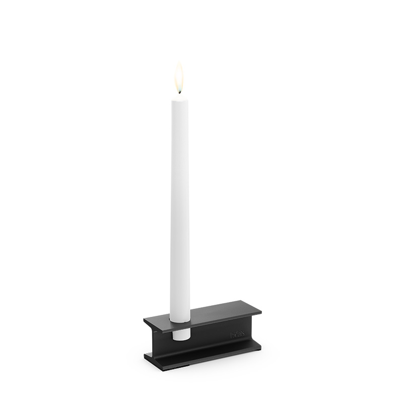 HENRY METAL I Candleholder black An image showing a white candle on a black stand, with the HENRY METAL I Candleholder black.