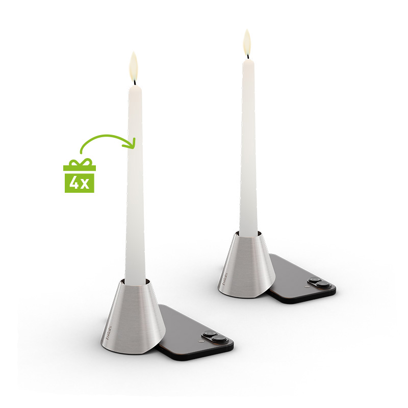 DIGI DETOX Candleholder (Set of 2) Studiobild von zwei Digi Detox mit Kerze und jeweils einem Smartphone darunter