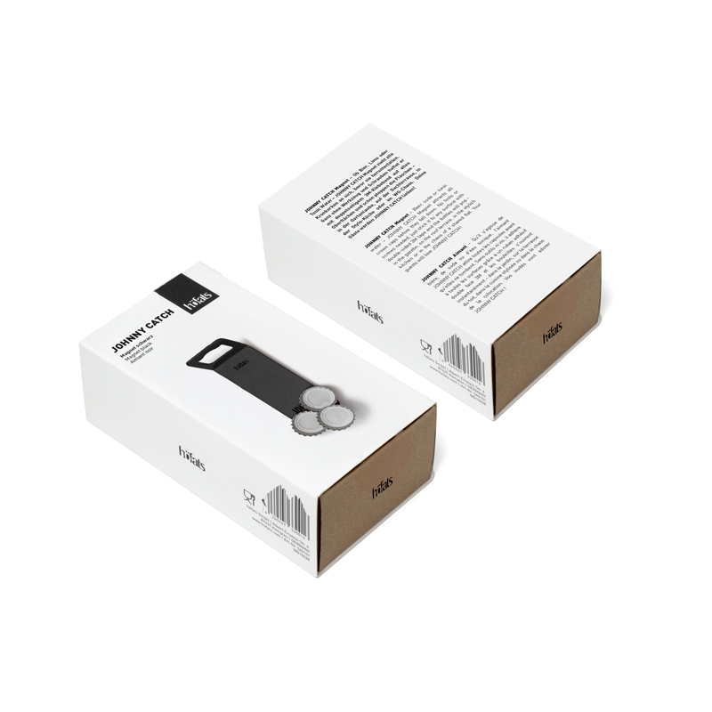 Stylish and purposeful, the Johnny Catch Magnet Black Packaging adds a refined element to the environment.