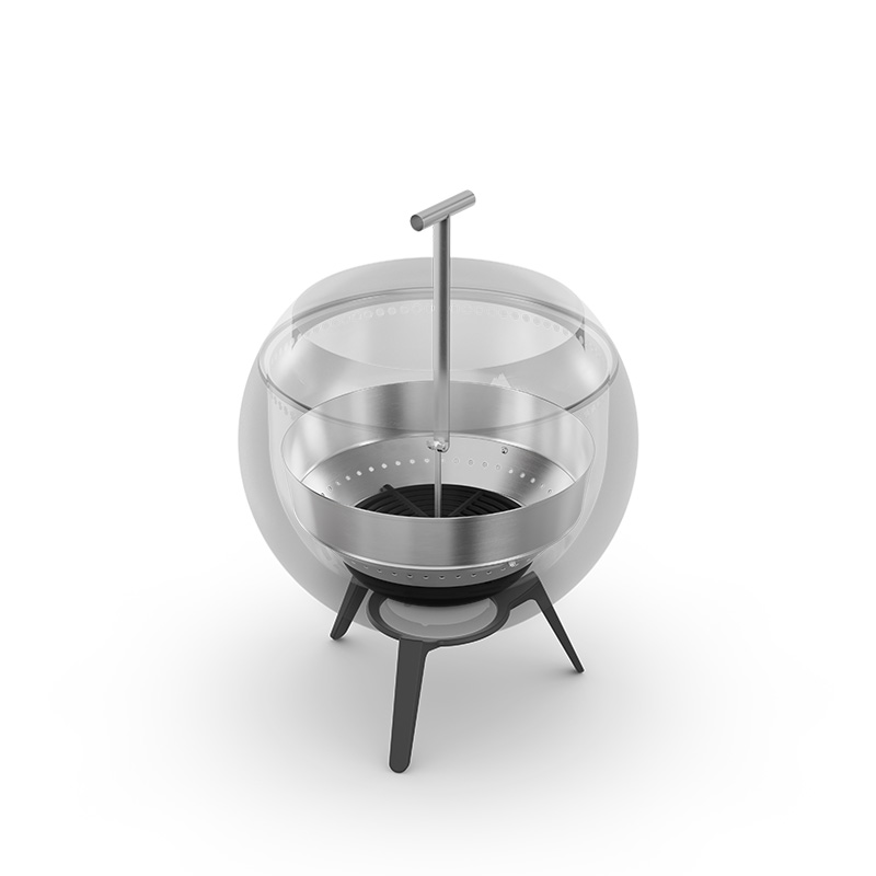 A large metal bowl with a metal handle, enriched by the presence of the 00973 Moon 45 Ash tray with extension, which merges design with utility.