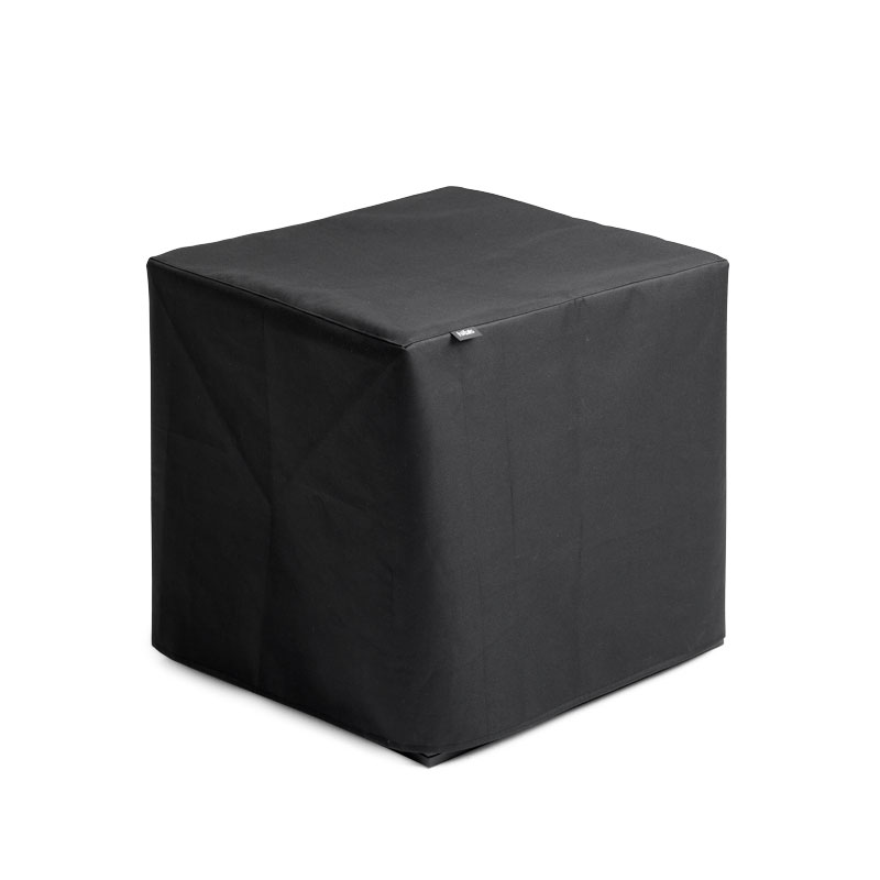 CUBE Cover A black cloth cover the Cube Cover complements the moment with its thoughtful design.