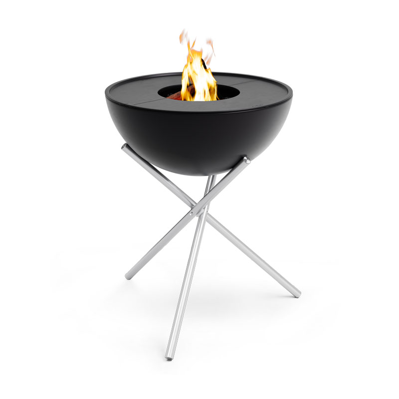 A view of the fire pit is a portable, portable, and portable fire pit, with the BOWL 57 Plancha BBQ Set high.