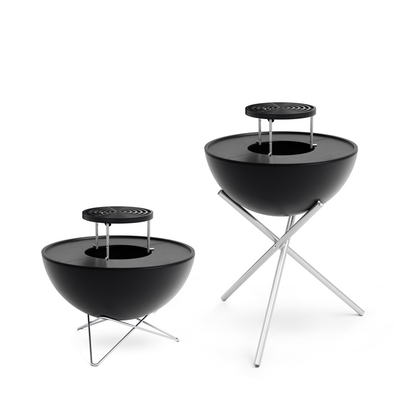 A view of two black barbecues on a white background, with the BOWL 57 Sear Grate.