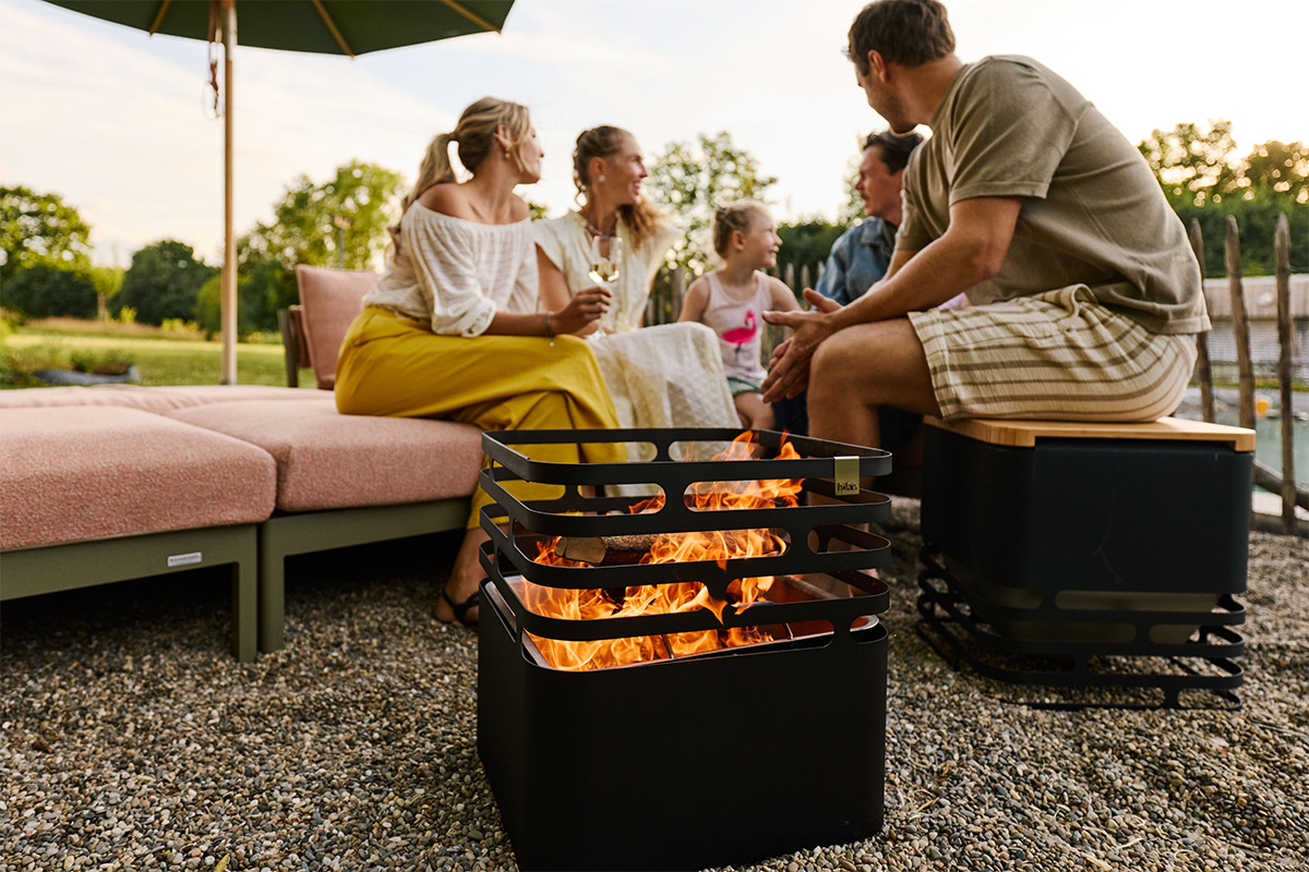 CUBE Fire Basket black CUBE Fire Basket black