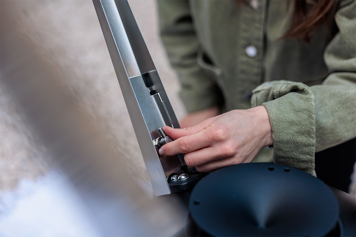 MOON 55 High Stand MOON 55 High Stand